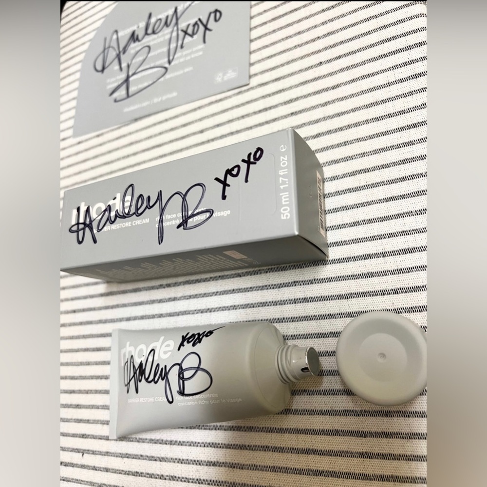Rhode Barrier Restore Cream AUTOGRAPHED by Hailey Bieber!!!